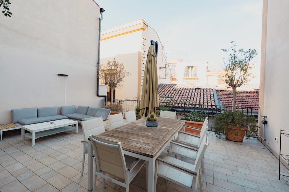Santa Sofia con Terrazza by Wonderful Italy — 4-Star Luxury Hotel in Palermo, Italy