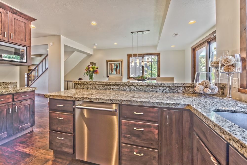 Fairway Springs by Lespri Management - photo 4