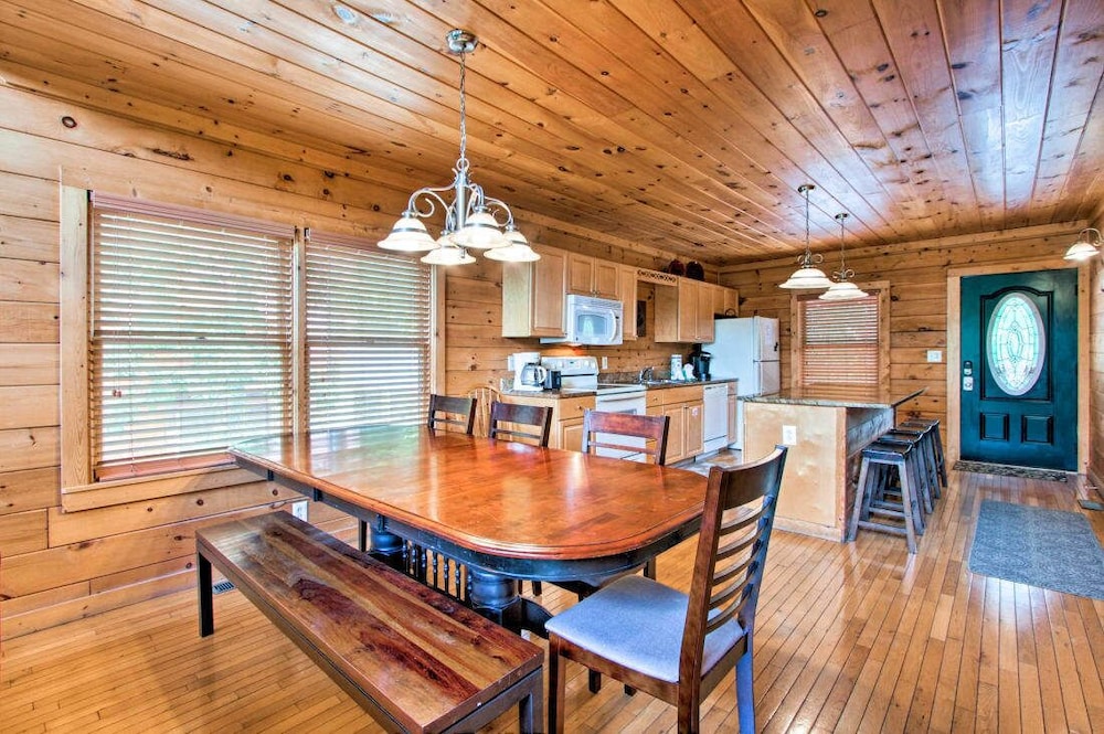 Mountaintop Manor - photo 15