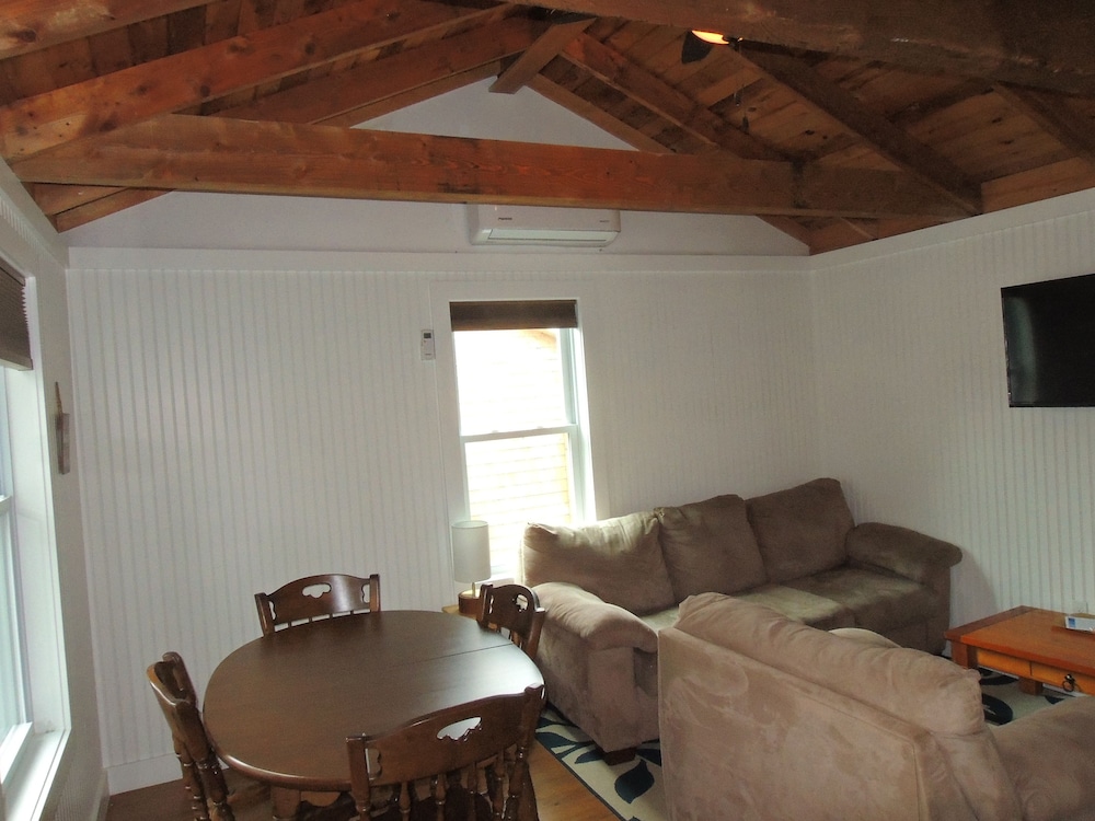 Shorelands Guest Resort and Cottages - photo 29