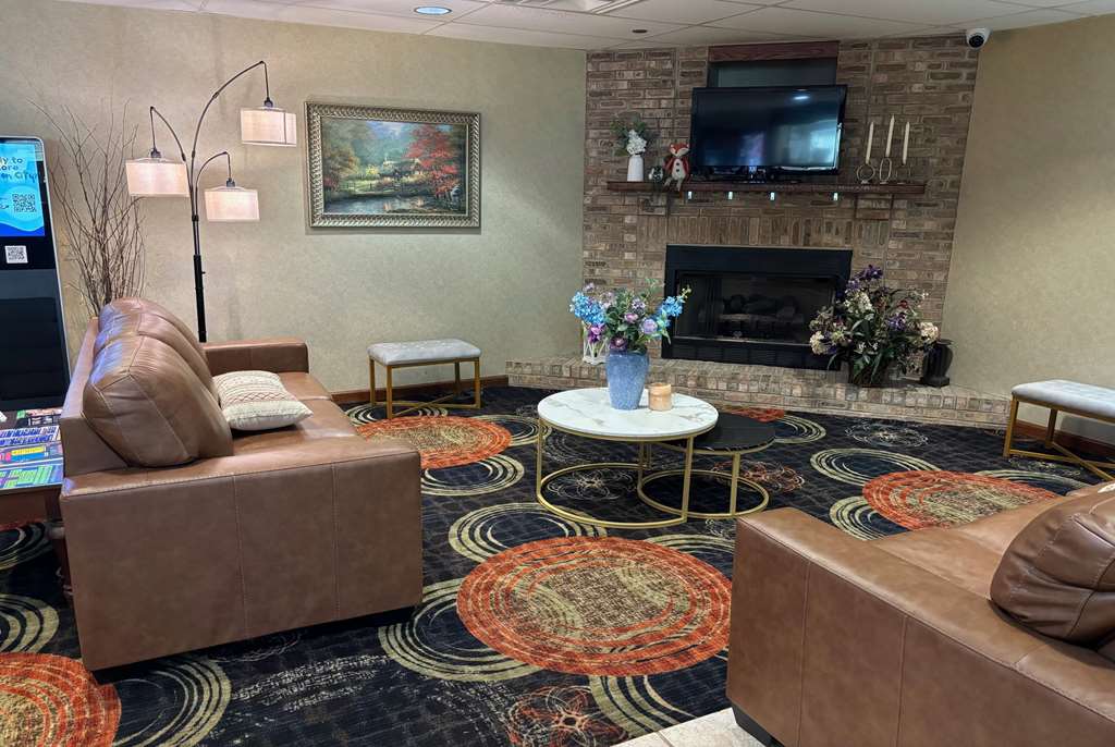 Baymont by Wyndham Johnson City - photo 2