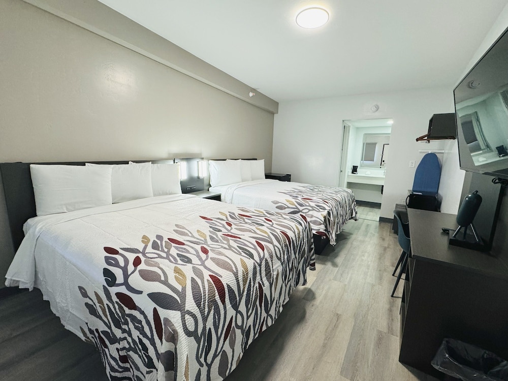 OYO Hotel Globe Miami AZ Highway 60 - featured photo