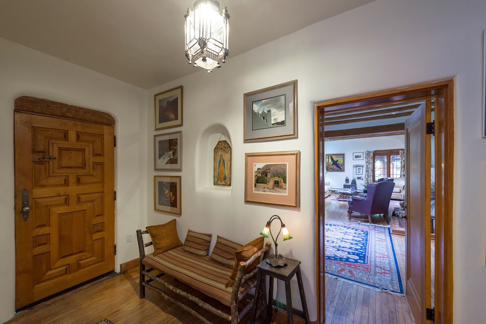 Inn on La Loma Plaza - photo 53