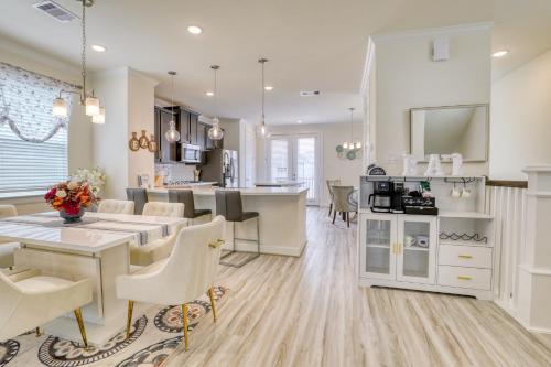 Upscale Gateway 10 min to NRG Stadium Med Ct HDT — 4-Star Luxury Hotel in Houston, United States