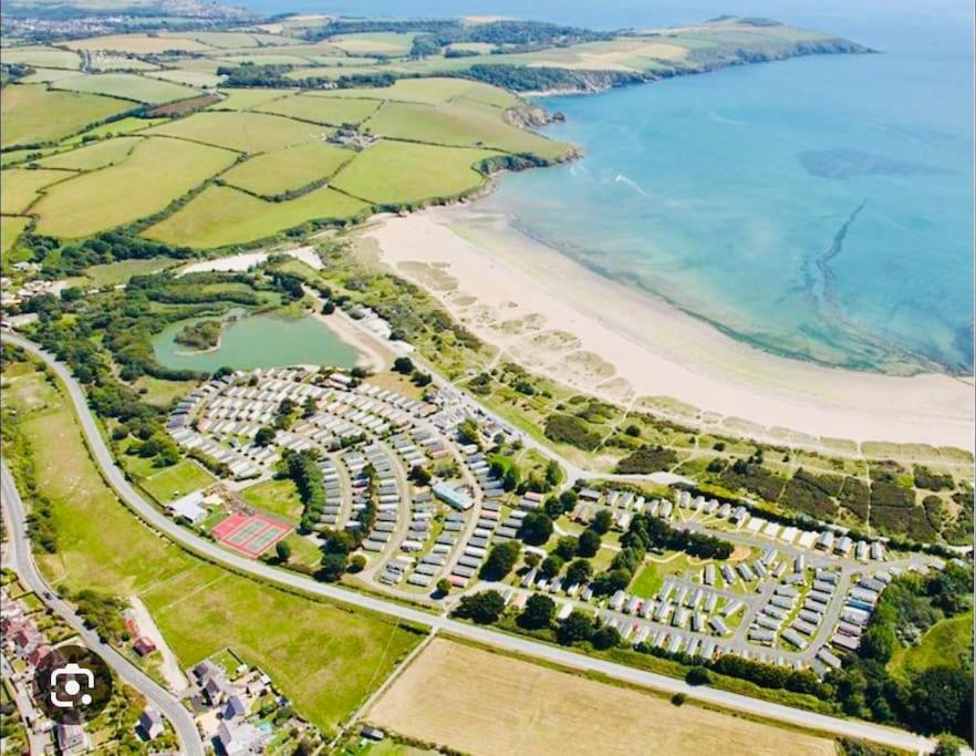 The Beach Retreat in Par, United Kingdom