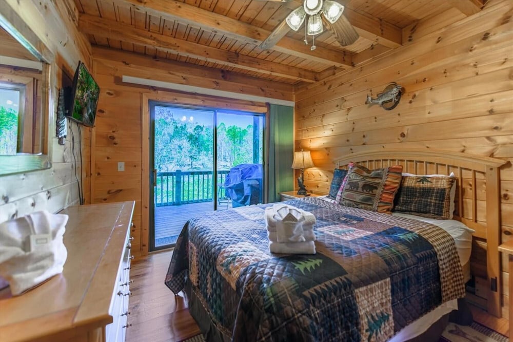 Riverside Retreat - photo 16