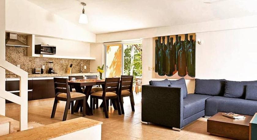 Hotel y Villas Ixzi Plus in Ixtapa, Mexico