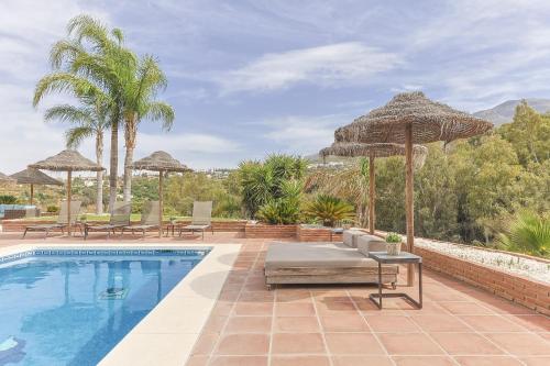 Casa Vista — 4-Star Luxury Hotel in Alhaurin El Grande, Spain