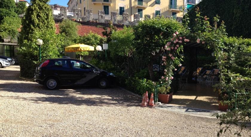 Hotel Villa Maria — hotel in Varazze