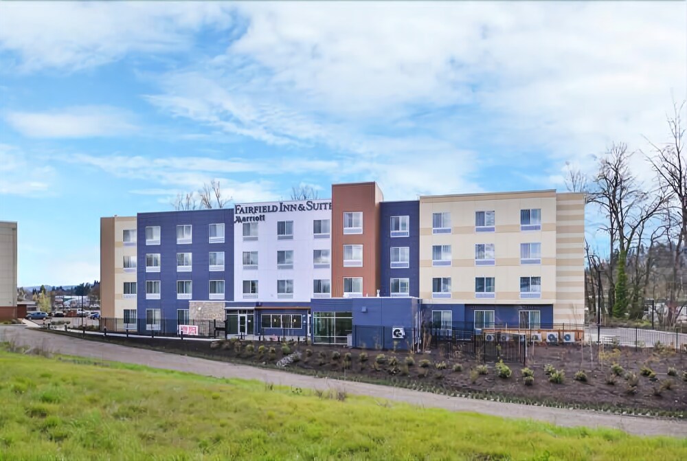 Fairfield Inn & Suites by Marriott Eugene East Springfield - photo 55