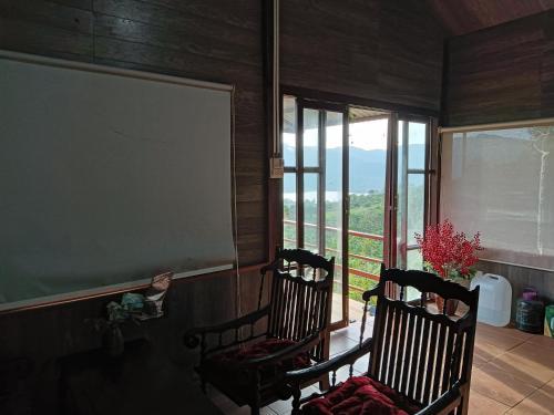 Chalet Bungalow Kala by Tam Mien Man Homestay — 4-Star Luxury Hotel in Di Linh, Vietnam