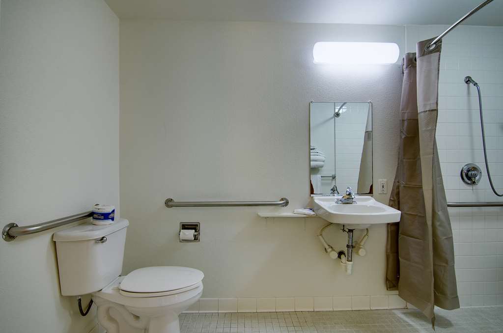 Motel 6 Salina KS - photo 30