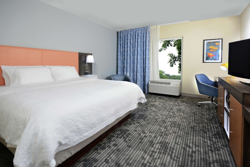 Hampton Inn & Suites Clinton I 26 - photo 14