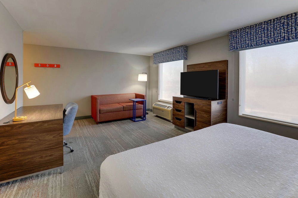 Hampton Inn & Suites St. Louis Edwardsville - photo 39