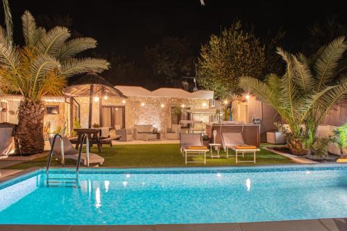 Villa Tore — 4-Star Luxury Hotel in Quartu Sant'elena, Italy