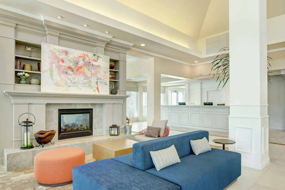 Hilton Garden Inn Lakewood - photo 4