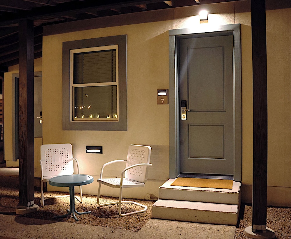 The Dixie Motel Brenham - photo 44