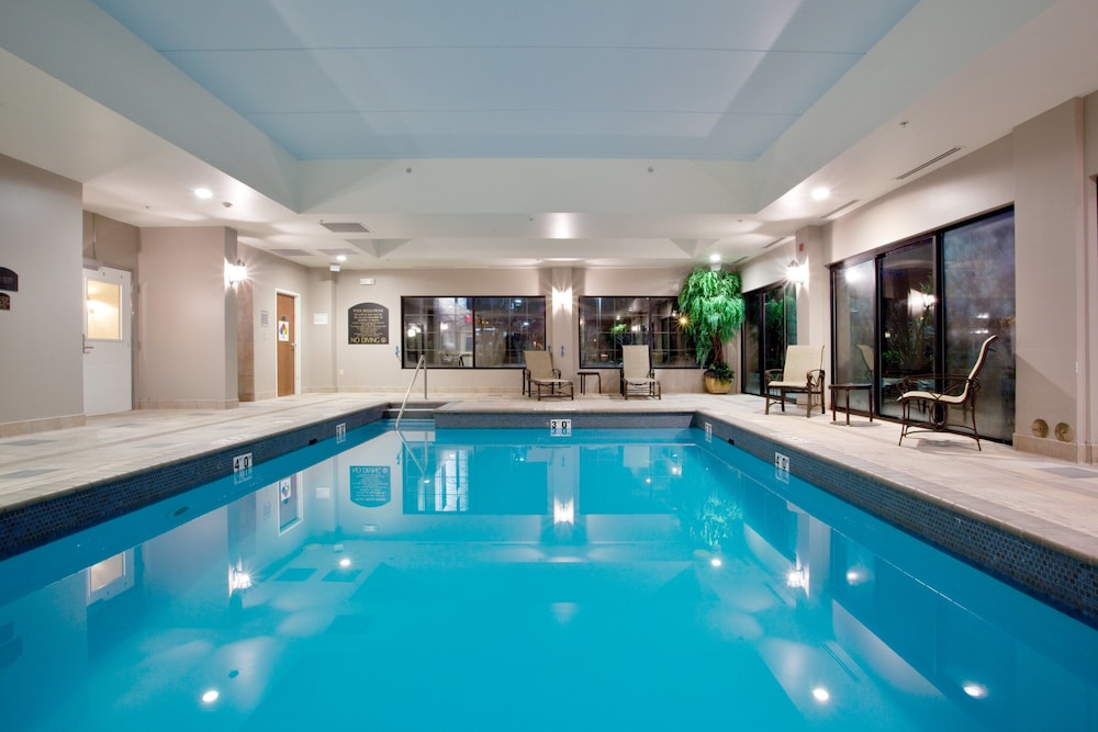 Holiday Inn Express & Suites Newport News by IHG - photo 14