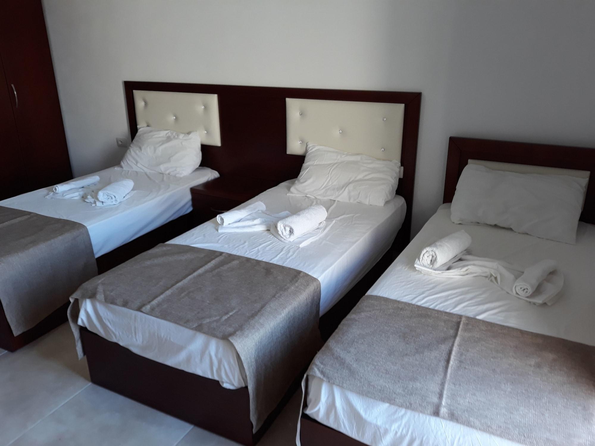 Hotel Erjoni - last minute hotel in Sarande