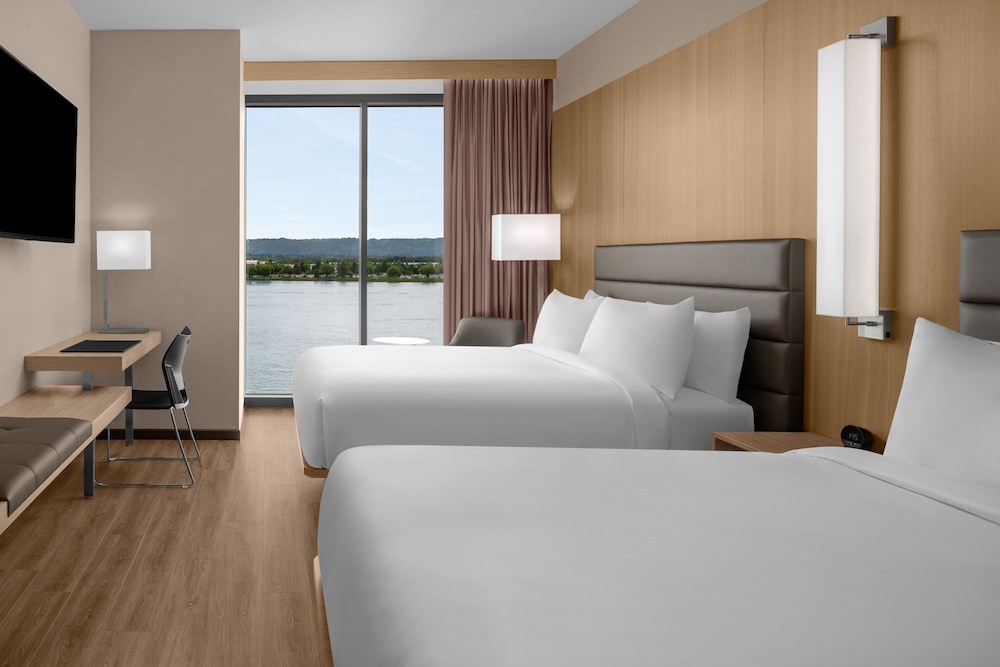 AC Hotel Vancouver Waterfront - photo 7