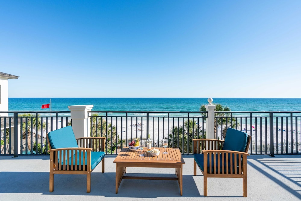 Promenade by Avantstay Beach Front Mansion w Breathtaking Views & Pool - photo 5