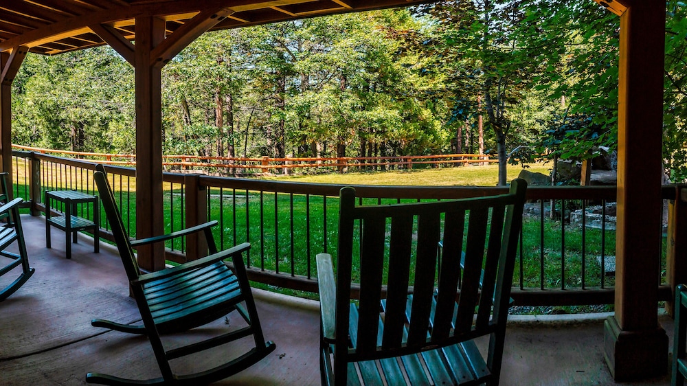 Callahan's Mountain Lodge - photo 27