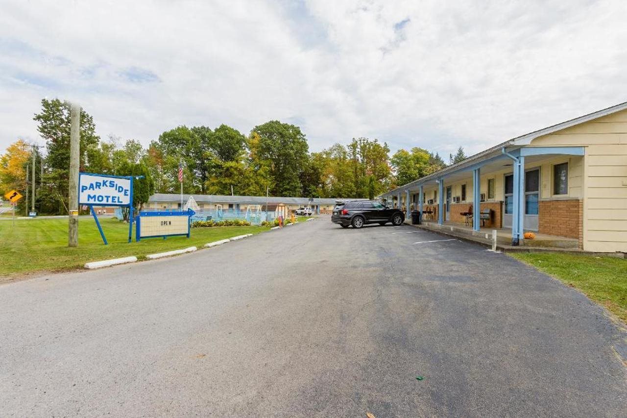 Parkside Motel by OYO Meadville Conneaut Lake — hotel in Meadville