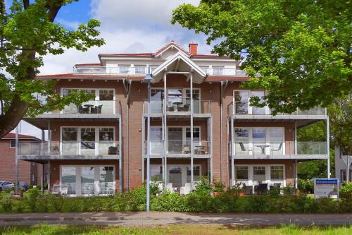 Hafenresidenz Lauterbach Ferienwohnung 2 3 — 4-Star Luxury Hotel in Lauterbach, Germany