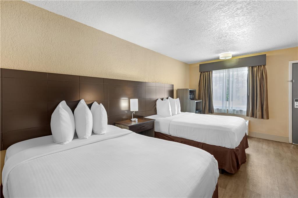 Best Western Space Shuttle Inn - photo 16