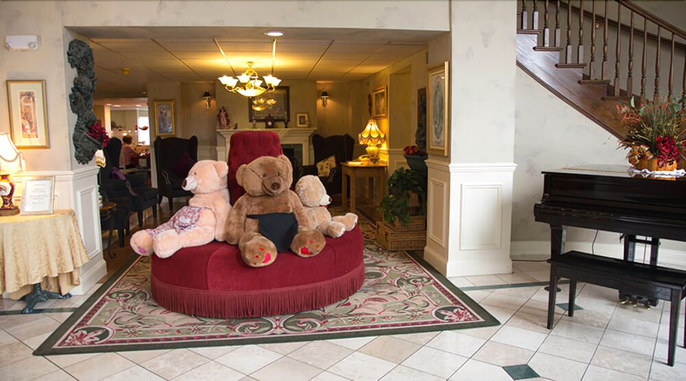 Hotel Grand Victorian - photo 42