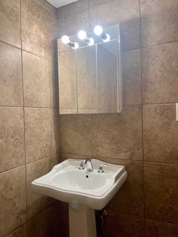The Oasis Extended Stay — Cushing — photo 4