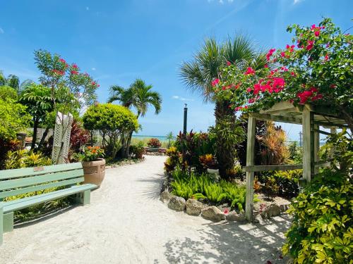 Majestic Beach Condo in Beachfront Resort in St Pete Beach - photo 25