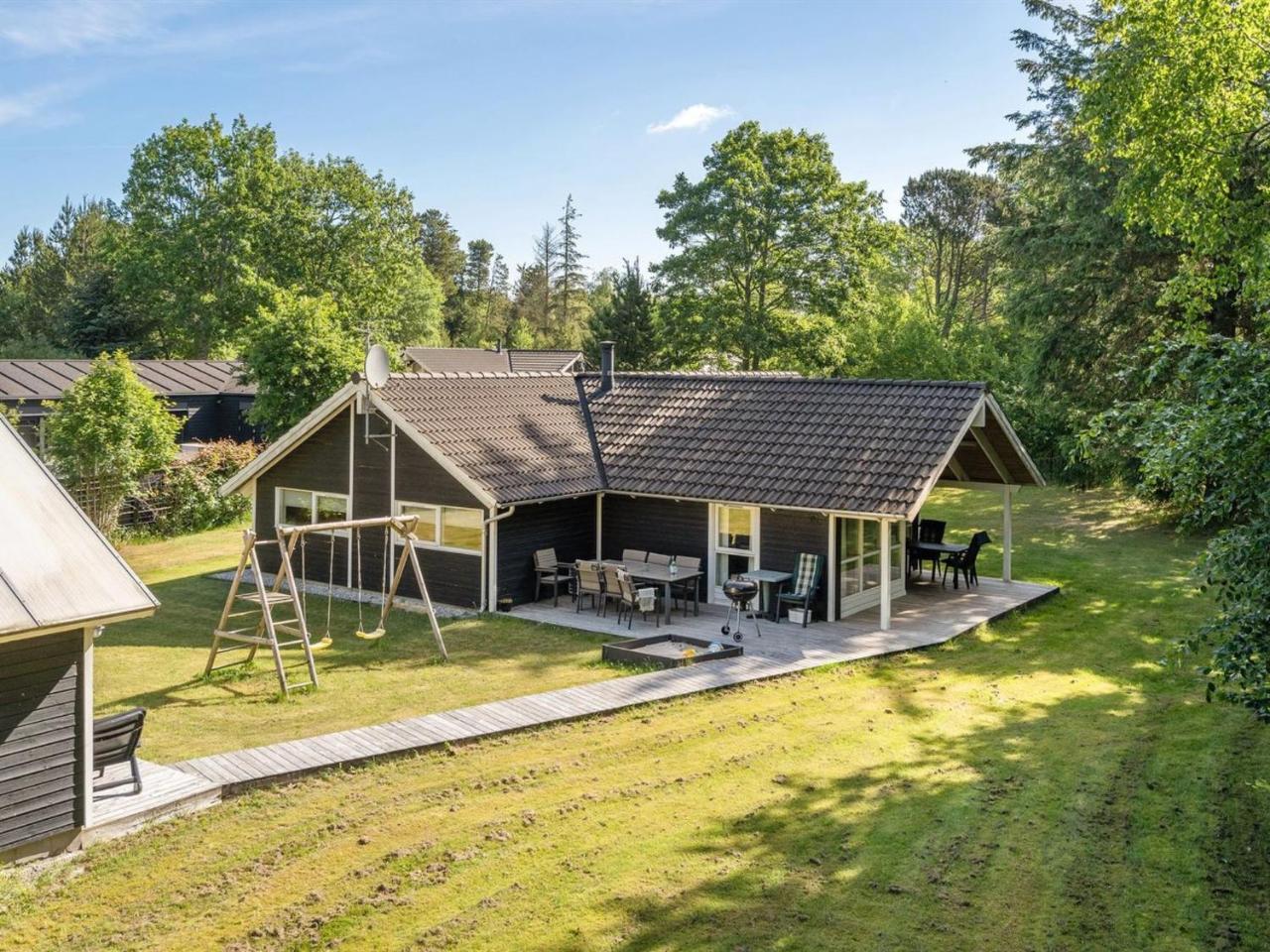Holiday Home Elita 1 7km from the sea by Interhome — 4-Star Luxury Hotel in Hals, Denmark