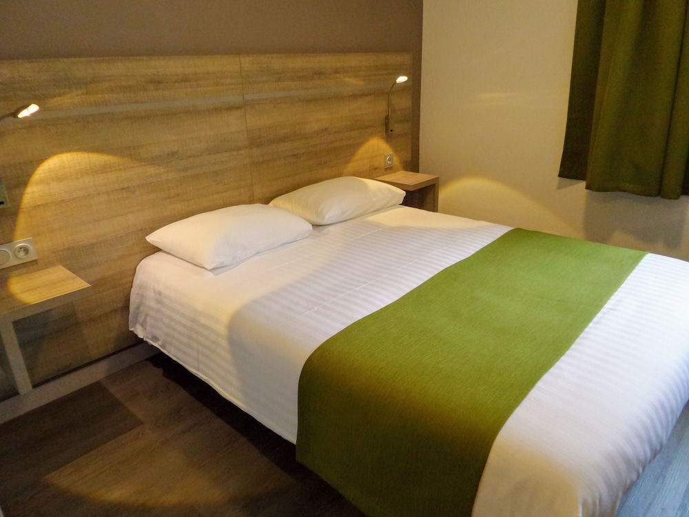 Jura Hotel — Saint-Claude-De-Diray — photo 4