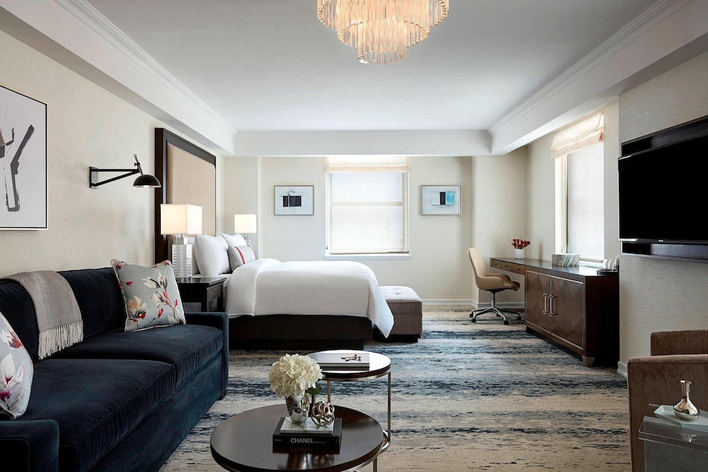 JW Marriott Essex House New York - photo 11