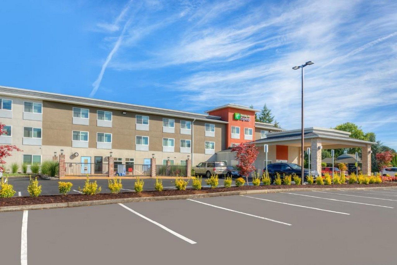 Holiday Inn Express Newberg Wine Country by IHG in Newberg, United States