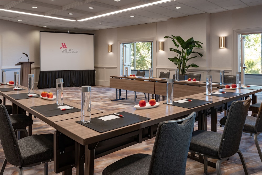 Tampa Airport Marriott - photo 38