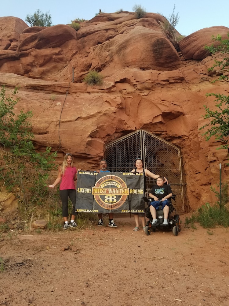 Zion's Most Wanted Hotel - photo 53