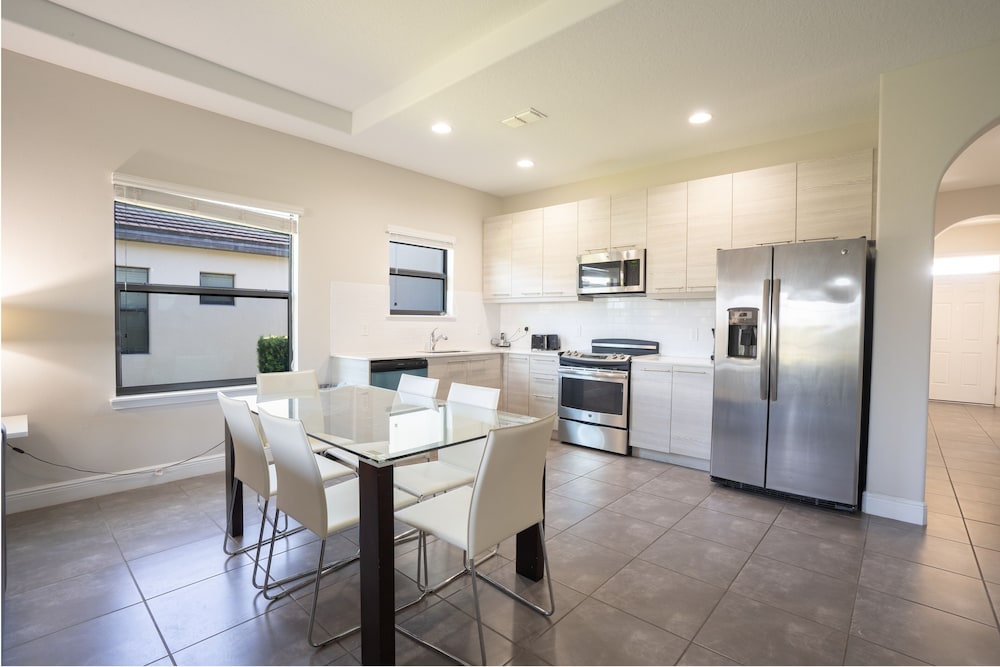 Balmoral Resort 169cc 3 Bedroom Home by RedAwning - photo 7