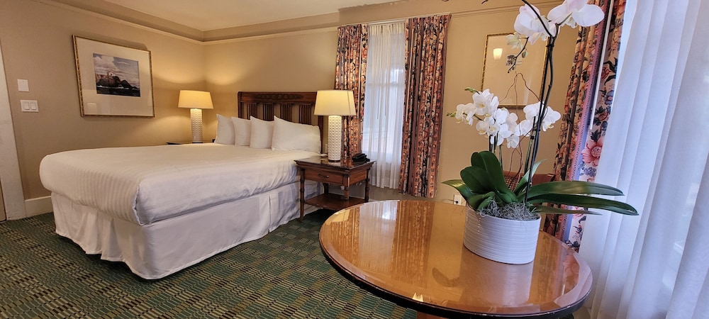 Butterfly Grove Inn - photo 26
