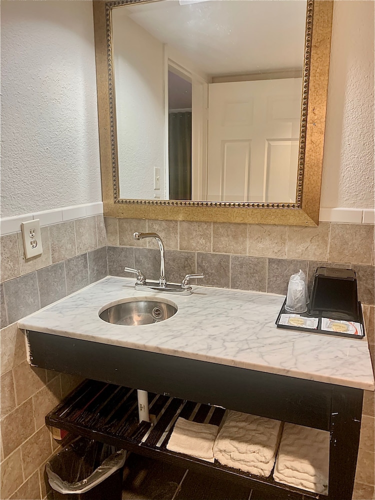Place Inn - photo 10