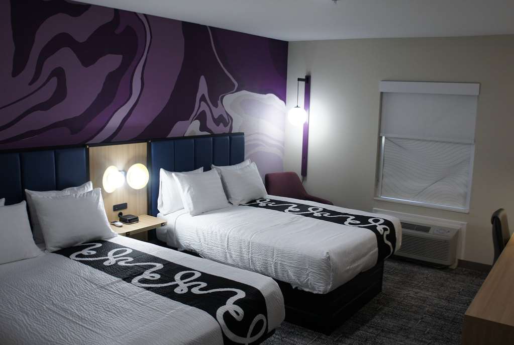 La Quinta Inn & Suites by Wyndham Memphis East - photo 7