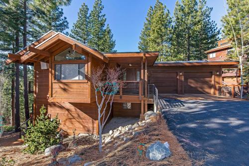 Luxury 4 bedroom 4 5 bath luxury home that sleeps 10