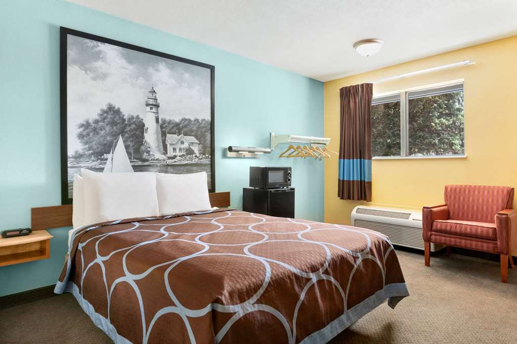 Super 8 by Wyndham Findlay - photo 15