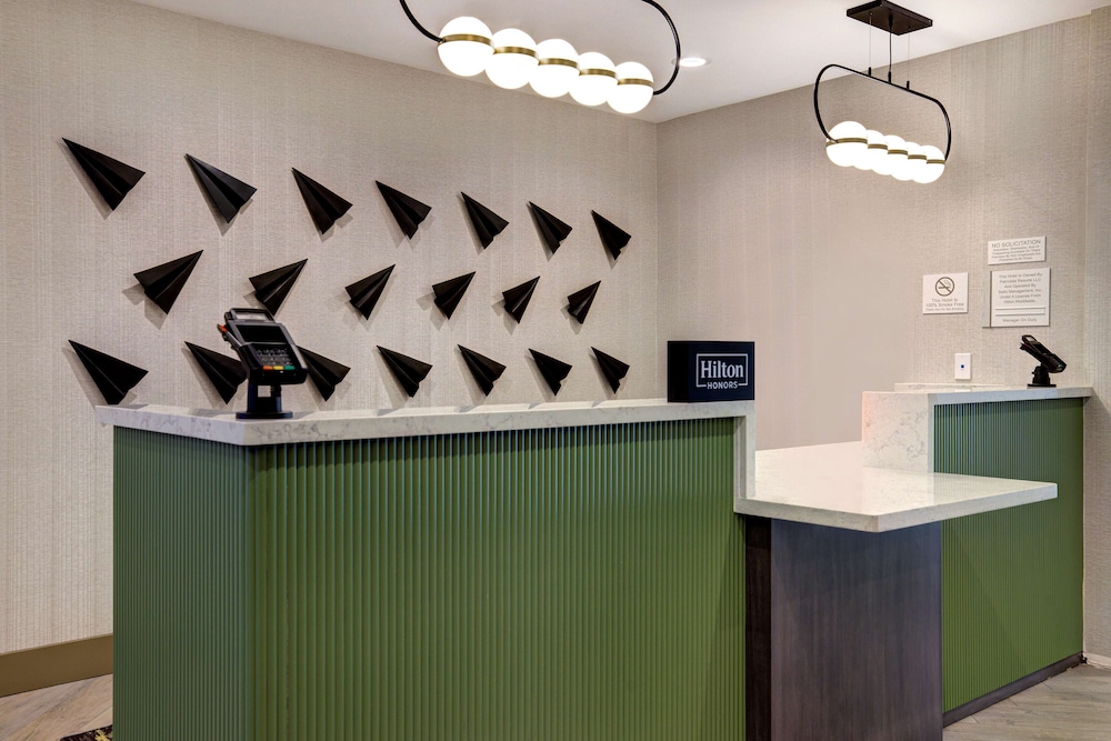 DoubleTree by Hilton Palmdale CA - photo 5