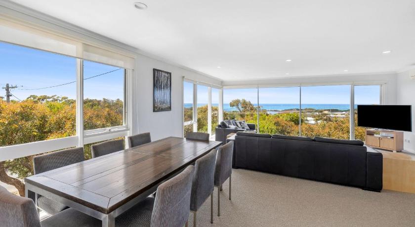 View Point BYO Linen — Anglesea — photo 3