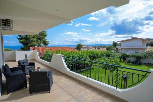 Ocean View Villa — Kineta — photo 3