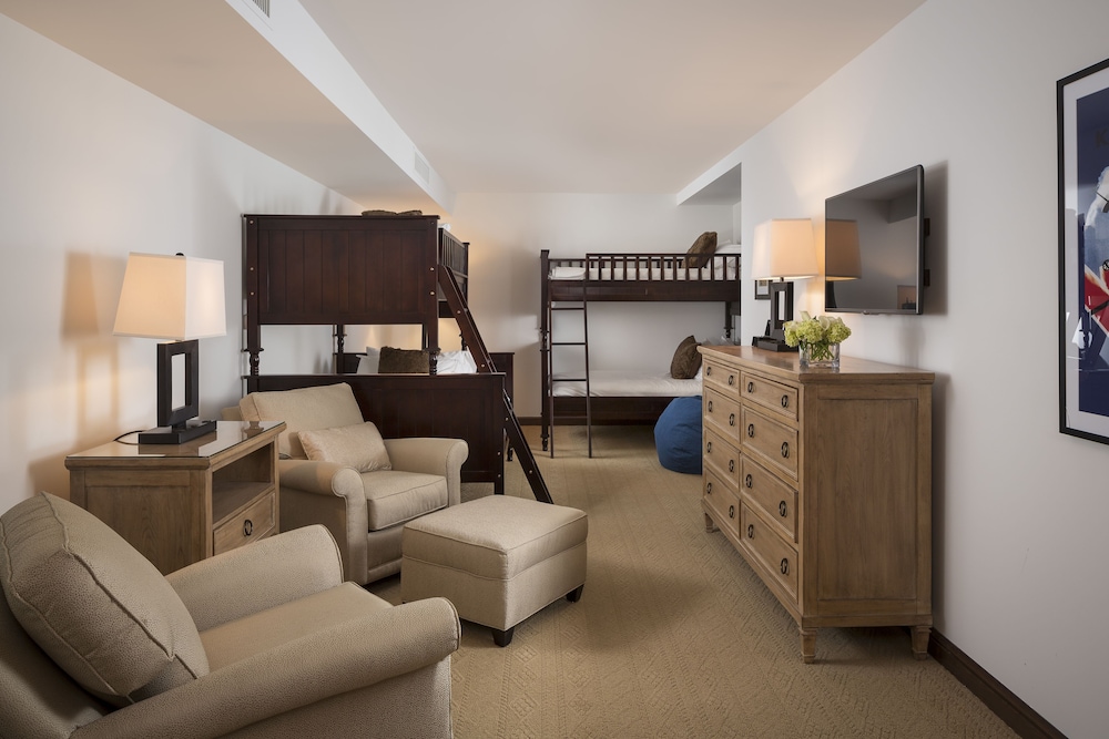 Madeline Hotel & Residences Auberge Collection - photo 162