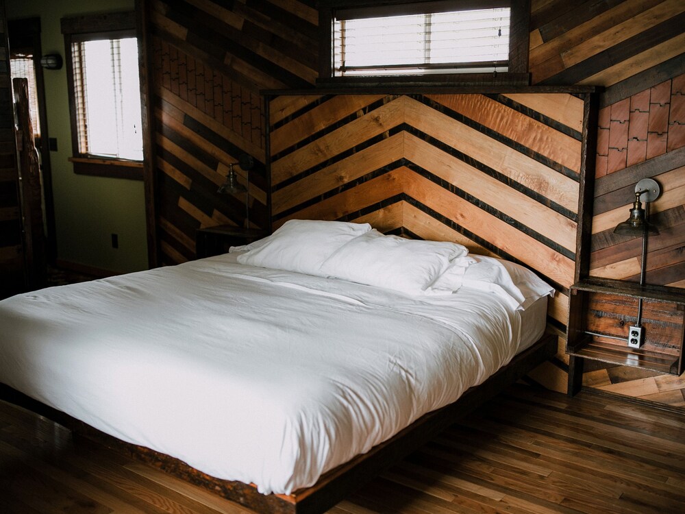 Pitchwood Inn - photo 6