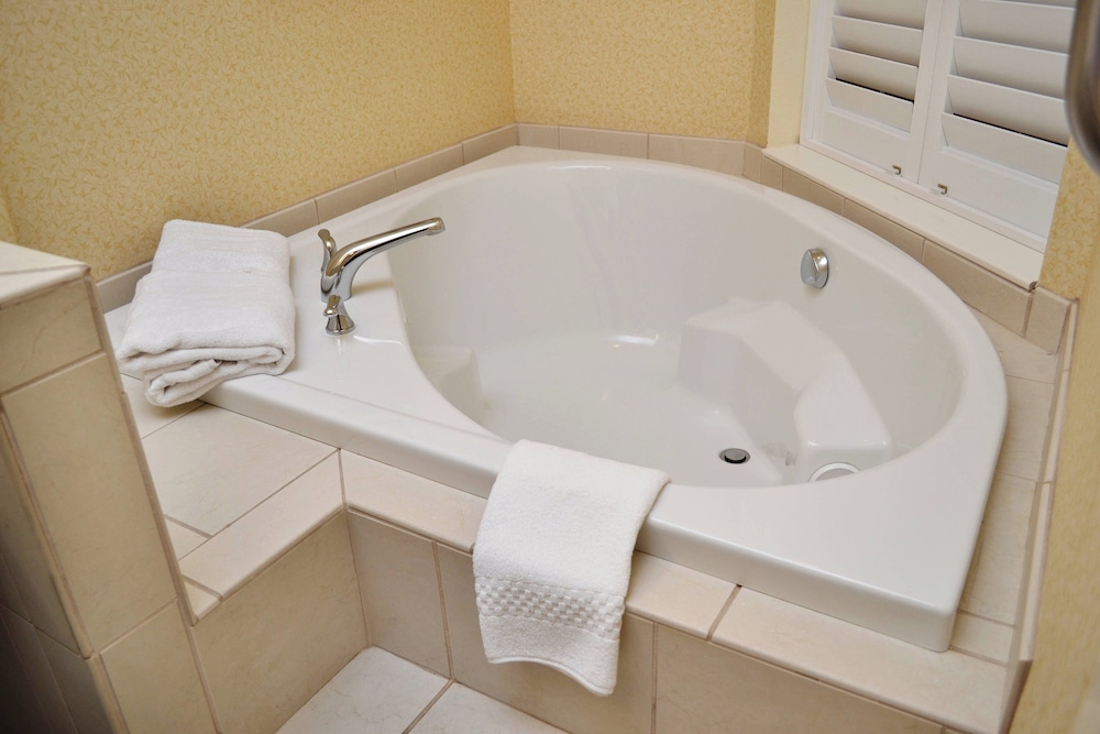Fairfield Inn & Suites Marriott Effingham - photo 9